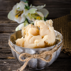 SHEA BUTTER &amp; WARM VANILLA